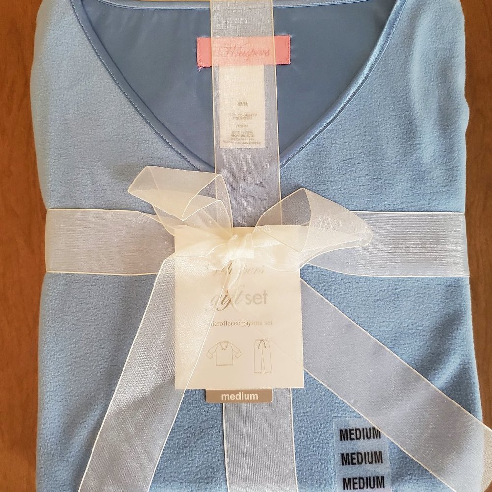 NWT! Whispers Microfleece PJ Gift Set - Size M